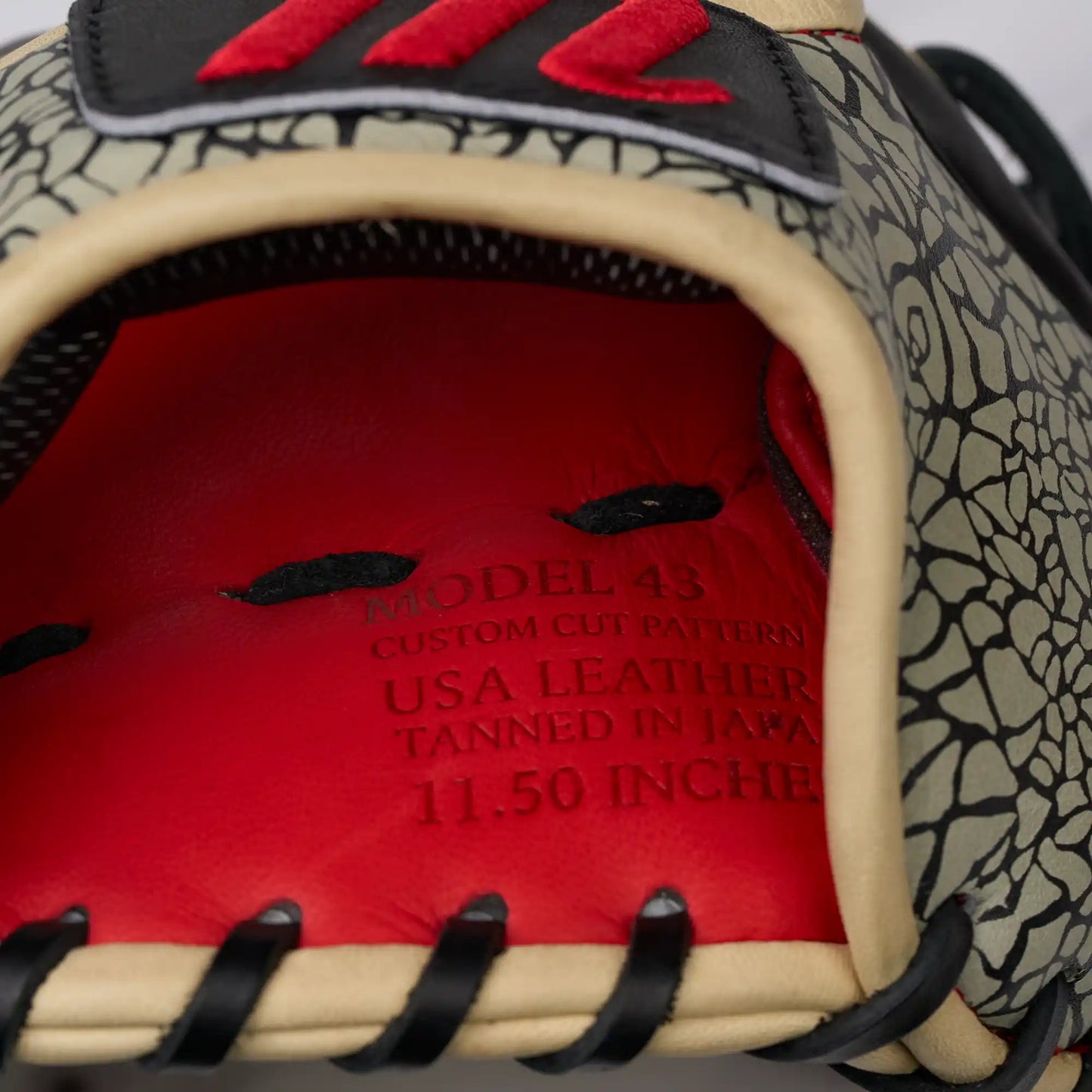 Marucci Nightshift Model 43 11.5”