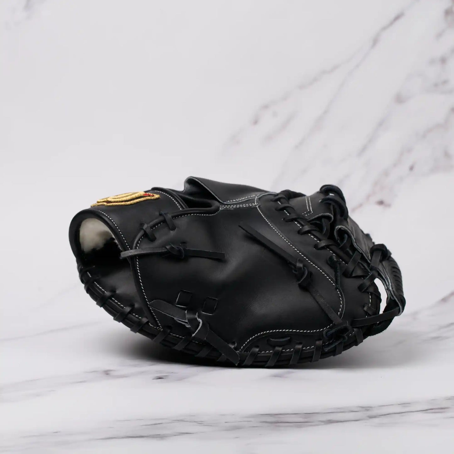 Wilson Staff Catcher’s Mitt 34”